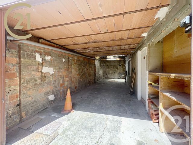 Maison à vendre - 11 pièces - 203 m2 - Bondy - 93 - ILE-DE-FRANCE