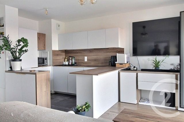Appartement à vendre - 3 pièces - 57,02 m2 - Rosny Sous Bois - 93 - ILE-DE-FRANCE