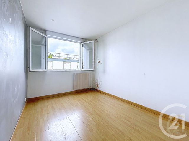 Afficher la photo en grand Appartement F3 à vendre - 3 pièces - 61,71 m2 - Bondy - 93 - ILE-DE-FRANCE
