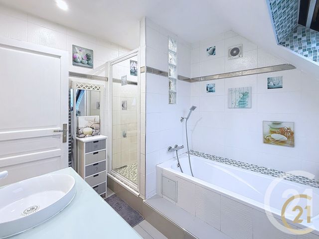 Afficher la photo en grand Maison à vendre - 5 pièces - 120 m2 - Bondy - 93 - ILE-DE-FRANCE