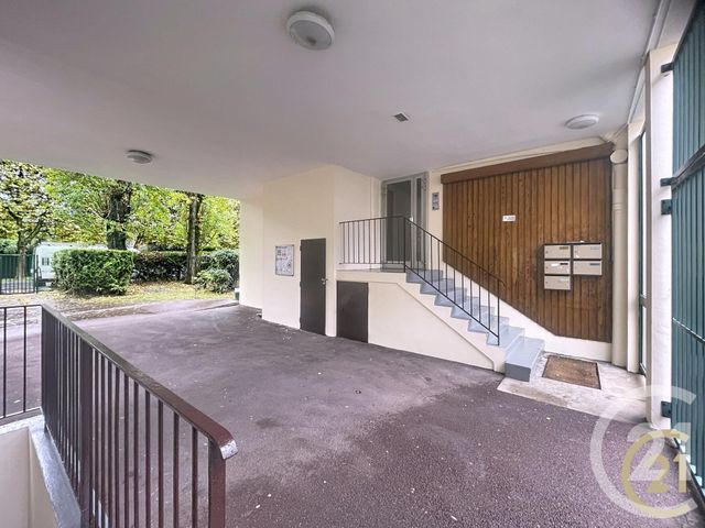 Appartement F2 à vendre - 2 pièces - 45,75 m2 - Bondy - 93 - ILE-DE-FRANCE