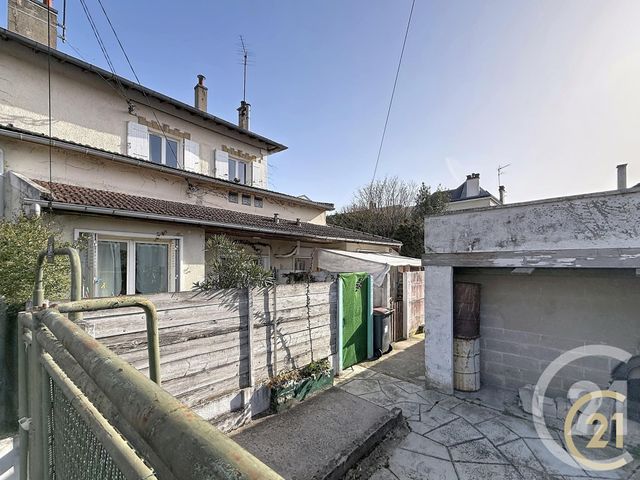 Immeuble à vendre VILLEMOMBLE