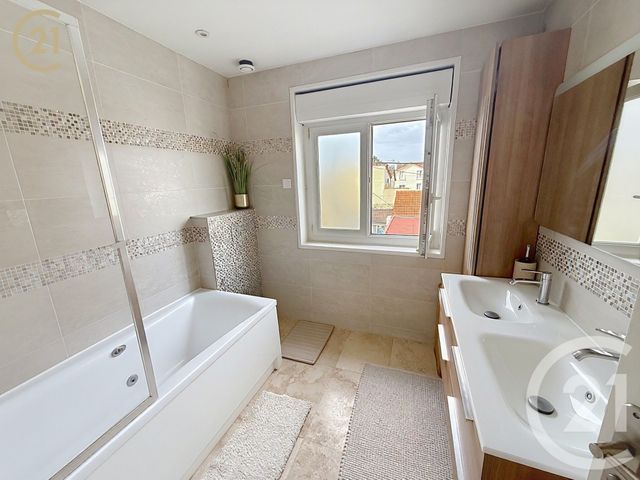 Maison &agrave; vendre - 4 pi&egrave;ces - 107,84 m2 - Bondy - 93 - ILE-DE-FRANCE
