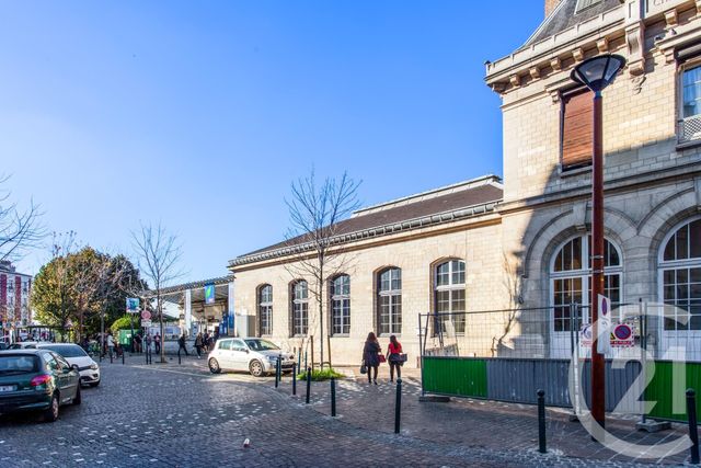 Afficher la photo en grand Appartement F4 à vendre - 4 pièces - 63,50 m2 - Pantin - 93 - ILE-DE-FRANCE