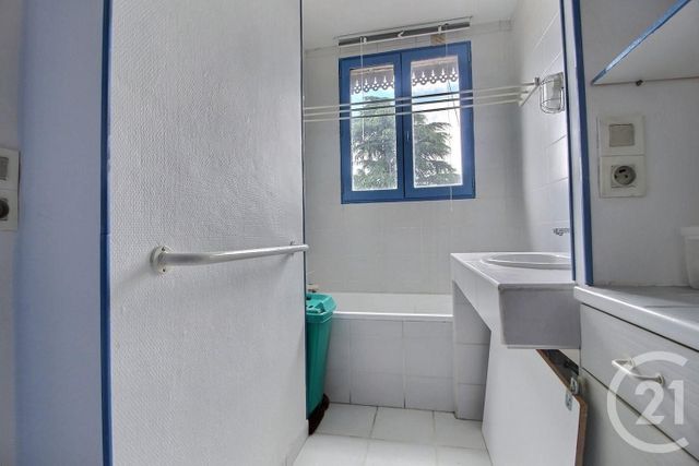 Appartement F1 à vendre - 1 pièce - 28 m2 - Le Pre St Gervais - 93 - ILE-DE-FRANCE