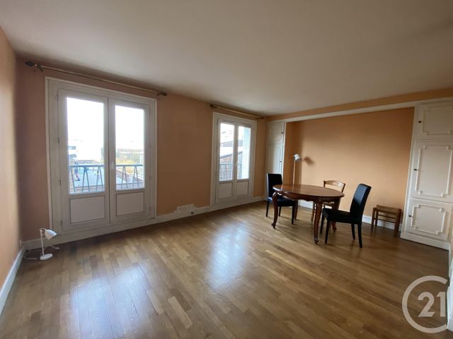Appartement F2 à louer - 2 pièces - 51,70 m2 - PANTIN - 93 - ILE-DE-FRANCE