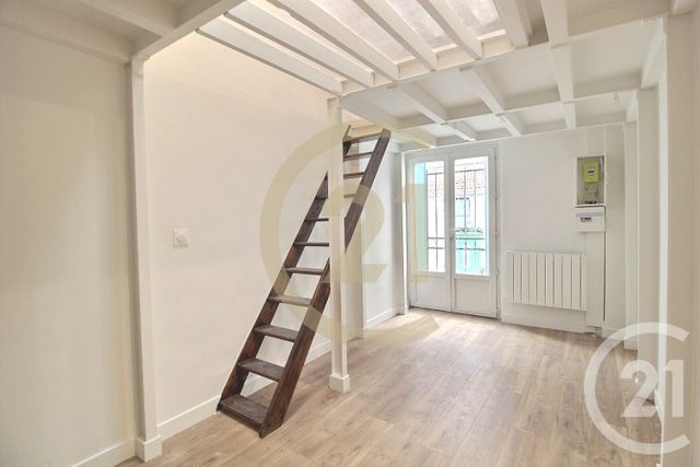 Appartement F2 à vendre - 2 pièces - 48,80 m2 - Pantin - 93 - ILE-DE-FRANCE