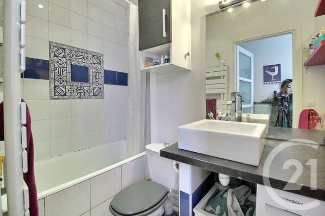 Afficher la photo en grand Appartement Duplex à vendre - 4 pièces - 64 m2 - Pantin - 93 - ILE-DE-FRANCE