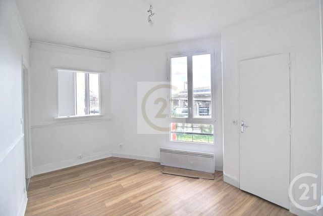 Afficher la photo en grand Appartement à vendre - 2 pièces - 28,01 m2 - Pantin - 93 - ILE-DE-FRANCE