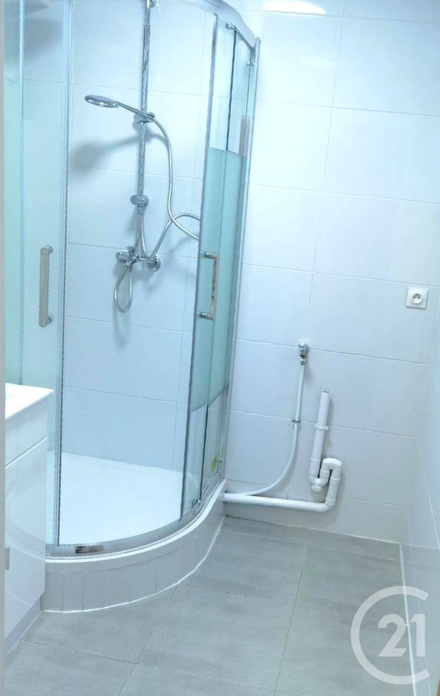 Afficher la photo en grand Appartement F3 à vendre - 3 pièces - 55,70 m2 - Pantin - 93 - ILE-DE-FRANCE