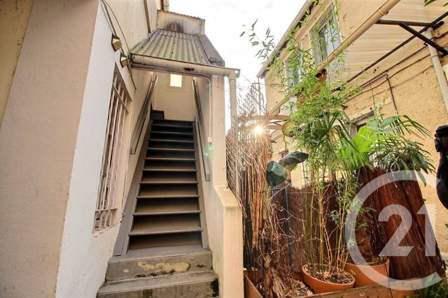 Appartement T2 à vendre - 2 pièces - 24,49 m2 - Pantin - 93 - ILE-DE-FRANCE