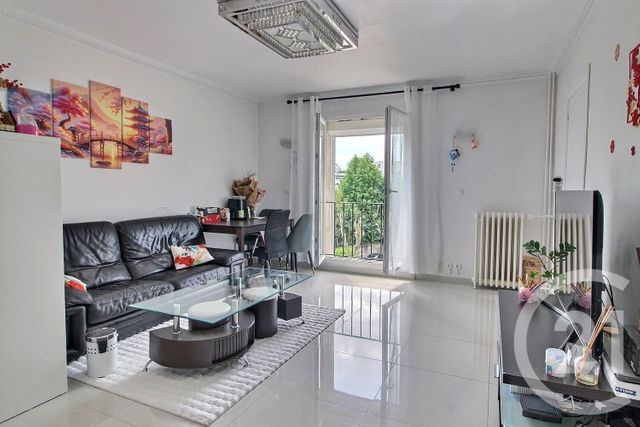 Appartement F3 à vendre - 3 pièces - 55,52 m2 - Pantin - 93 - ILE-DE-FRANCE