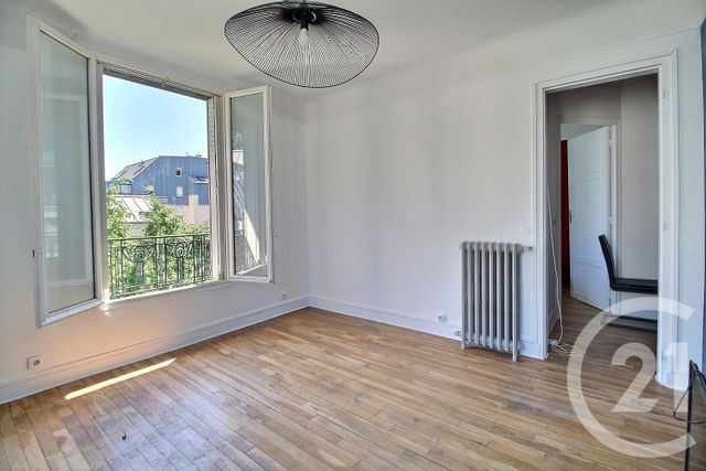 Afficher la photo en grand Appartement F2 à vendre - 2 pièces - 39,04 m2 - Pantin - 93 - ILE-DE-FRANCE