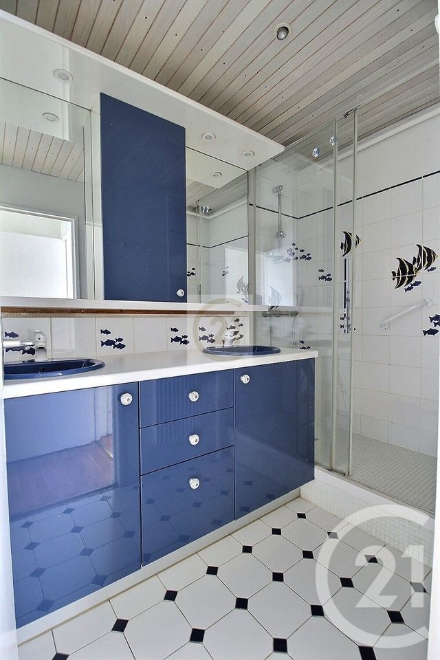 Appartement F4 à vendre - 4 pièces - 81 m2 - Pantin - 93 - ILE-DE-FRANCE