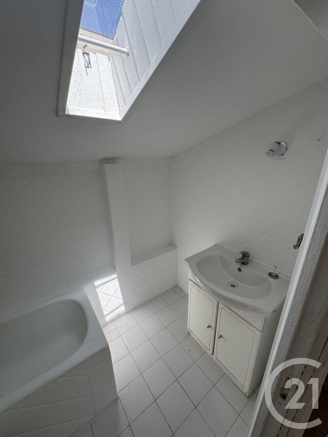 Appartement Studio à vendre - 1 pièce - 21,74 m2 - Pantin - 93 - ILE-DE-FRANCE