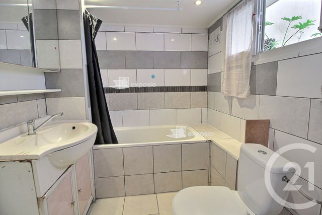 Afficher la photo en grand Appartement F2 à vendre - 2 pièces - 35,82 m2 - Pantin - 93 - ILE-DE-FRANCE