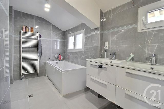 Maison à vendre - 6 pièces - 113 m2 - Pantin - 93 - ILE-DE-FRANCE