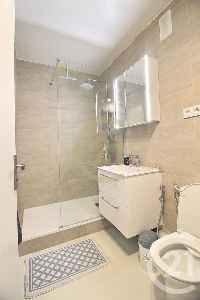 Appartement F1 à vendre - 1 pièce - 31 m2 - Pantin - 93 - ILE-DE-FRANCE