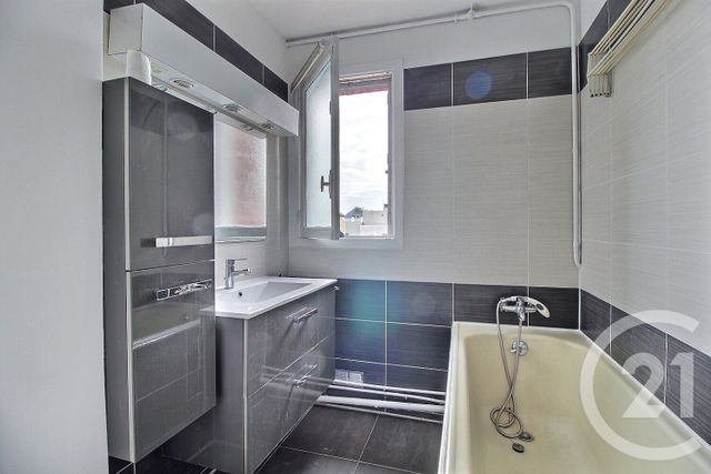 Appartement F3 à vendre - 3 pièces - 53,02 m2 - Pantin - 93 - ILE-DE-FRANCE