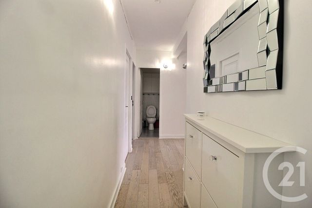 Afficher la photo en grand Appartement T3 à vendre - 3 pièces - 56 m2 - Pantin - 93 - ILE-DE-FRANCE