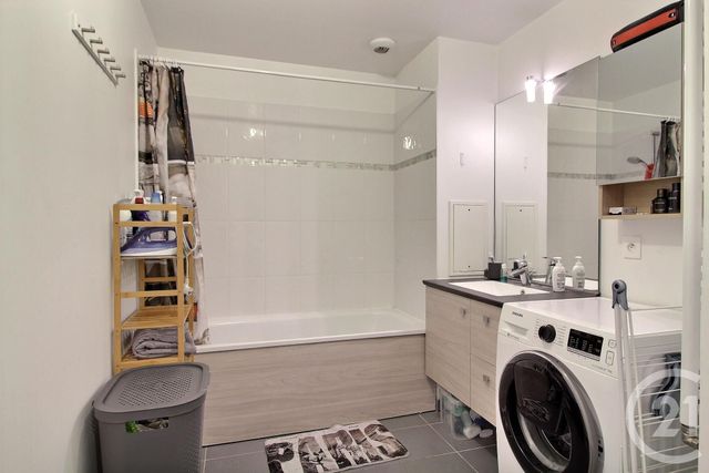 Appartement F1 à vendre - 1 pièce - 33,01 m2 - Pantin - 93 - ILE-DE-FRANCE