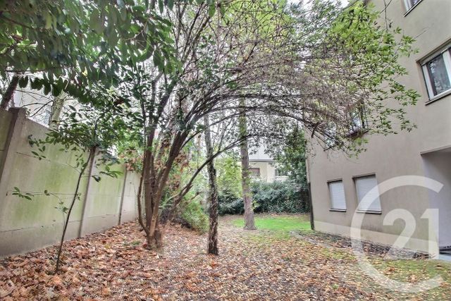 Appartement F4 &agrave; louer - 4 pi&egrave;ces - 83,08 m2 - Rosny Sous Bois - 93 - ILE-DE-FRANCE