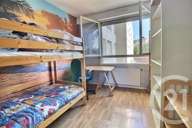Appartement F4 &agrave; vendre - 4 pi&egrave;ces - 72,18 m2 - Pantin - 93 - ILE-DE-FRANCE