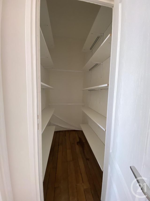 Appartement F2 &agrave; louer - 2 pi&egrave;ces - 47,37 m2 - Livry Gargan - 93 - ILE-DE-FRANCE
