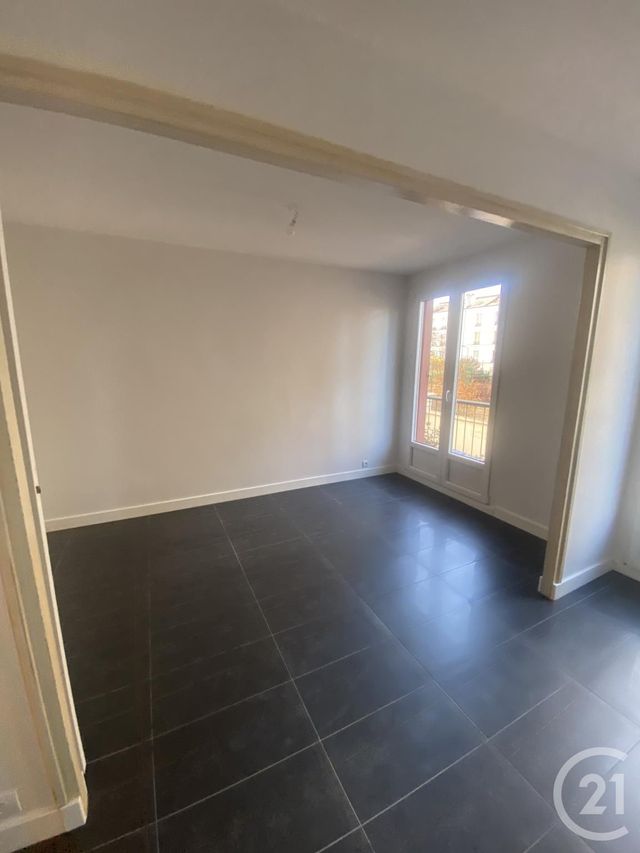 Appartement F3 &agrave; louer - 3 pi&egrave;ces - 44,43 m2 - Rosny Sous Bois - 93 - ILE-DE-FRANCE