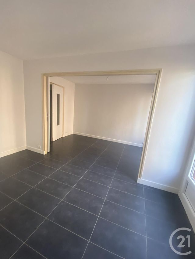 Appartement F3 &agrave; louer - 3 pi&egrave;ces - 44,43 m2 - Rosny Sous Bois - 93 - ILE-DE-FRANCE