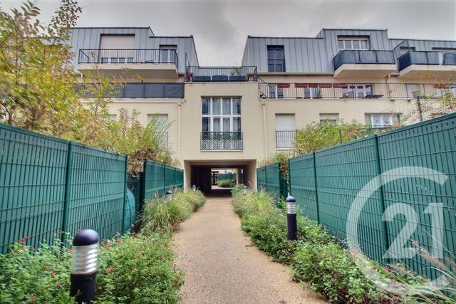 Appartement F2 à vendre - 2 pièces - 43 m2 - Rosny Sous Bois - 93 - ILE-DE-FRANCE