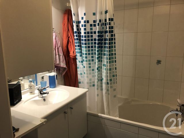 Afficher la photo en grand Appartement F3 à vendre - 3 pièces - 58,60 m2 - Rosny Sous Bois - 93 - ILE-DE-FRANCE