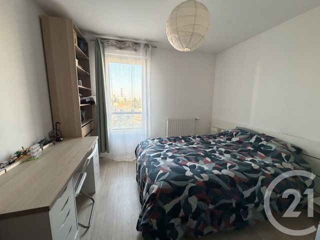Appartement &agrave; vendre - 3 pi&egrave;ces - 69 m2 - Rosny Sous Bois - 93 - ILE-DE-FRANCE