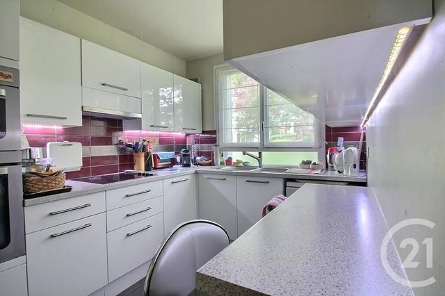 Afficher la photo en grand Appartement F3 à vendre - 3 pièces - 60,88 m2 - Rosny Sous Bois - 93 - ILE-DE-FRANCE