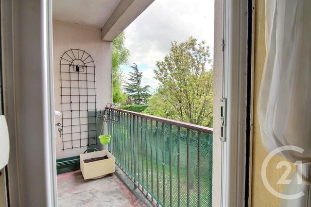 Afficher la photo en grand Appartement F3 à vendre - 3 pièces - 60,88 m2 - Rosny Sous Bois - 93 - ILE-DE-FRANCE