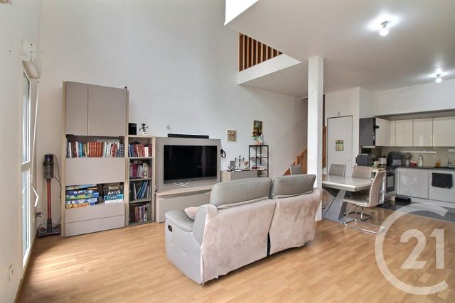 Appartement Duplex &agrave; vendre - 4 pi&egrave;ces - 95 m2 - Rosny Sous Bois - 93 - ILE-DE-FRANCE