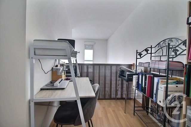 Afficher la photo en grand Appartement Duplex à vendre - 4 pièces - 95 m2 - Rosny Sous Bois - 93 - ILE-DE-FRANCE