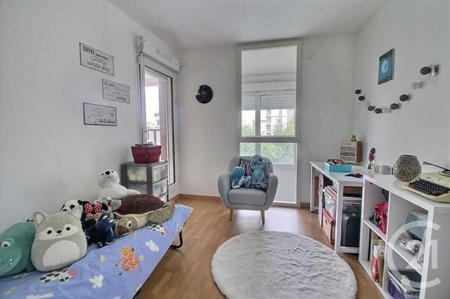 Afficher la photo en grand Appartement Duplex à vendre - 4 pièces - 95 m2 - Rosny Sous Bois - 93 - ILE-DE-FRANCE