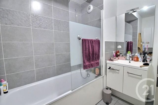 Afficher la photo en grand Appartement Duplex à vendre - 4 pièces - 95 m2 - Rosny Sous Bois - 93 - ILE-DE-FRANCE