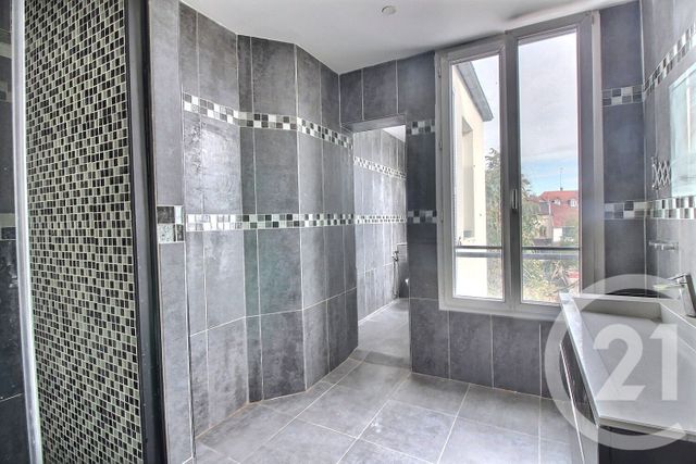 Maison à vendre - 4 pièces - 112,96 m2 - Rosny Sous Bois - 93 - ILE-DE-FRANCE