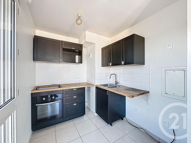 Afficher la photo en grand Appartement F3 à vendre - 3 pièces - 71 m2 - Rosny Sous Bois - 93 - ILE-DE-FRANCE