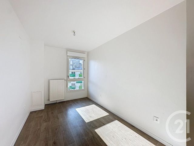 Afficher la photo en grand Appartement F3 à vendre - 3 pièces - 71 m2 - Rosny Sous Bois - 93 - ILE-DE-FRANCE