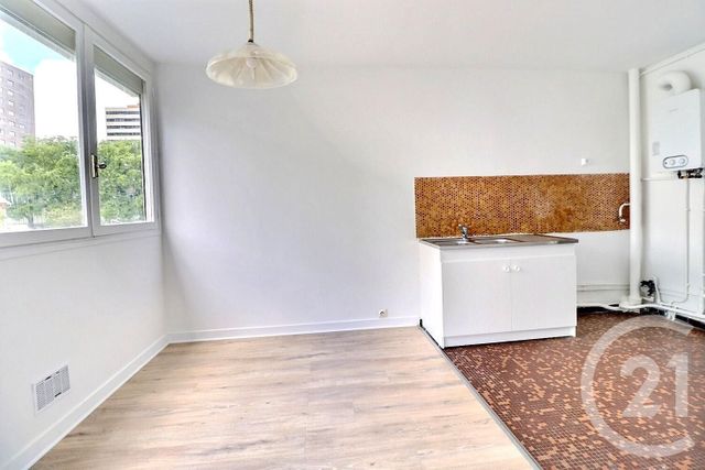 Appartement F4 à vendre - 4 pièces - 78 m2 - Montreuil - 93 - ILE-DE-FRANCE