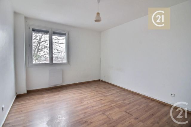 Appartement &agrave; vendre - 4 pi&egrave;ces - 64 m2 - Neuilly Plaisance - 93 - ILE-DE-FRANCE