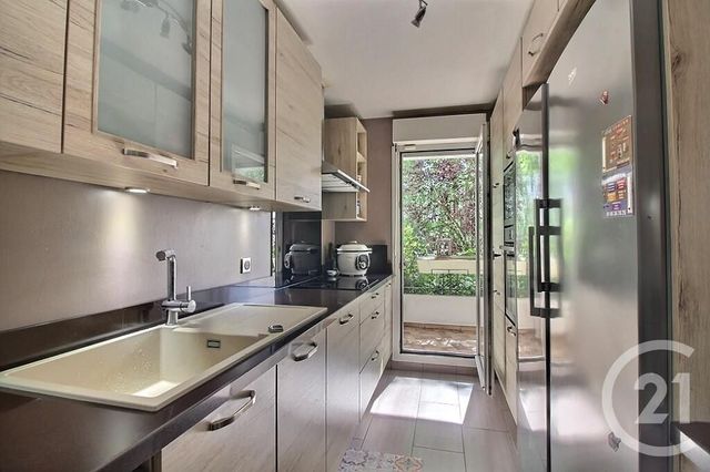 Appartement F5 &agrave; vendre - 5 pi&egrave;ces - 99,25 m2 - Rosny Sous Bois - 93 - ILE-DE-FRANCE
