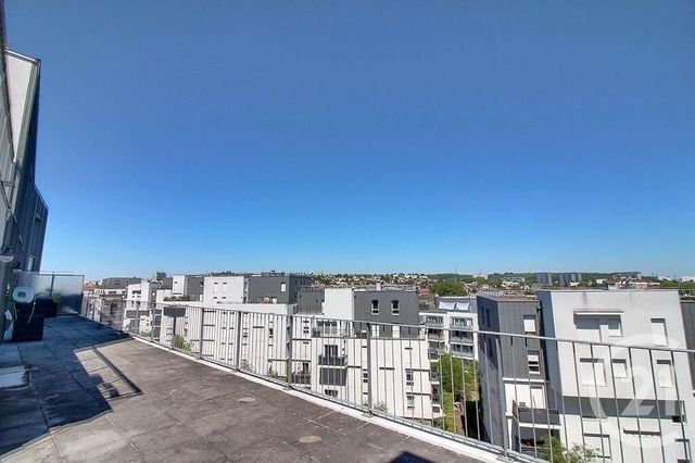 Appartement &agrave; vendre - 4 pi&egrave;ces - 100 m2 - Rosny Sous Bois - 93 - ILE-DE-FRANCE
