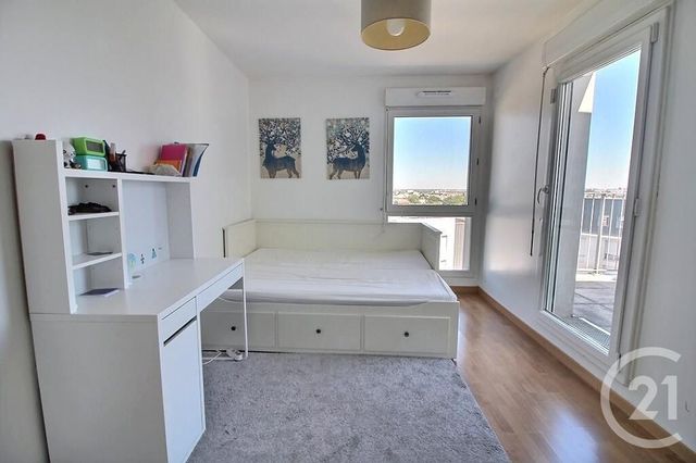 Appartement &agrave; vendre - 4 pi&egrave;ces - 100 m2 - Rosny Sous Bois - 93 - ILE-DE-FRANCE