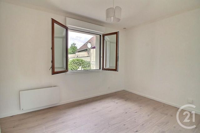 Maison &agrave; vendre - 4 pi&egrave;ces - 130 m2 - Rosny Sous Bois - 93 - ILE-DE-FRANCE