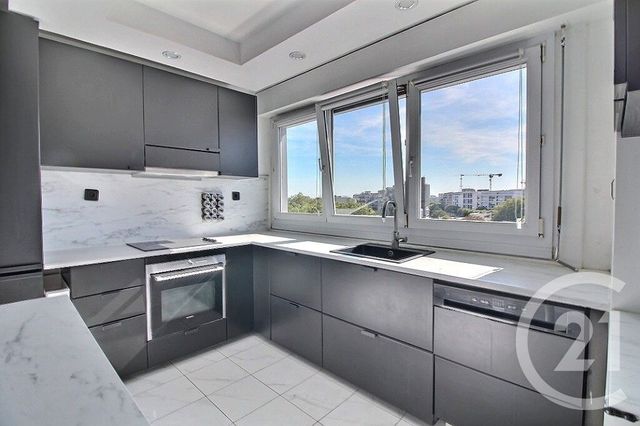 Appartement &agrave; vendre - 4 pi&egrave;ces - 110 m2 - Rosny Sous Bois - 93 - ILE-DE-FRANCE