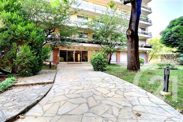 Appartement F2 à vendre - 2 pièces - 37 m2 - Les Lilas - 93 - ILE-DE-FRANCE